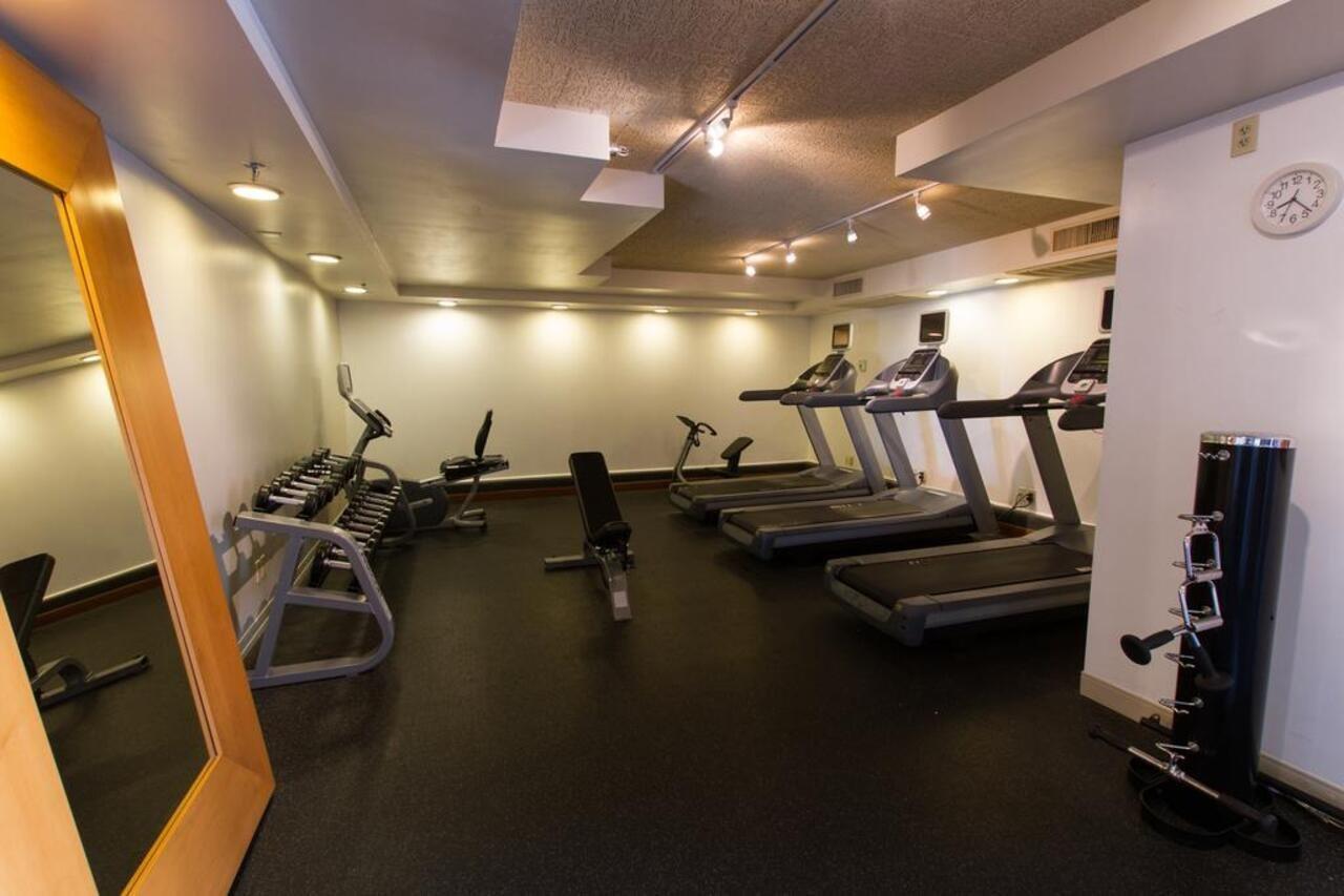 Hilton Phoenix Airport Экстерьер фото