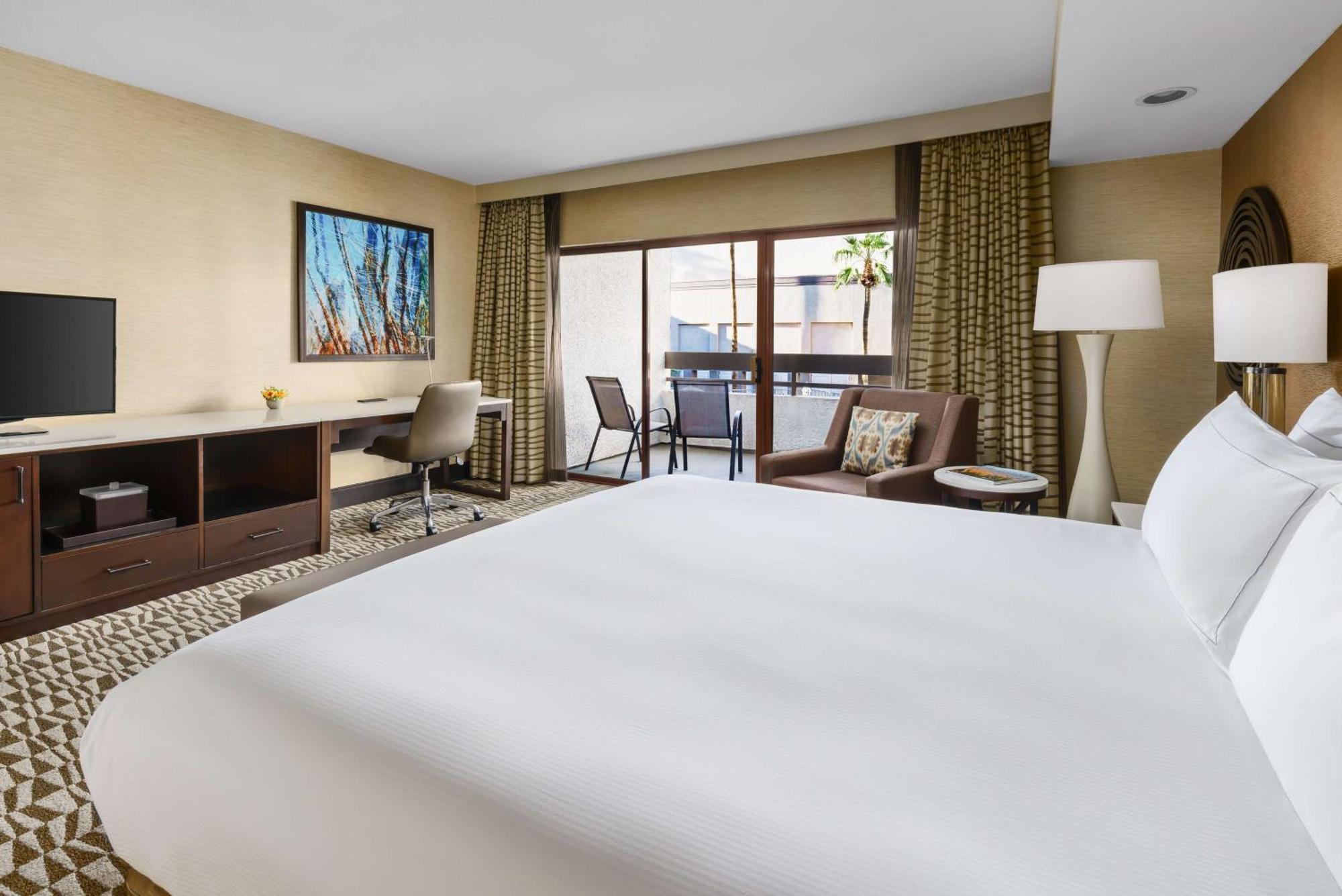 Hilton Phoenix Airport Экстерьер фото